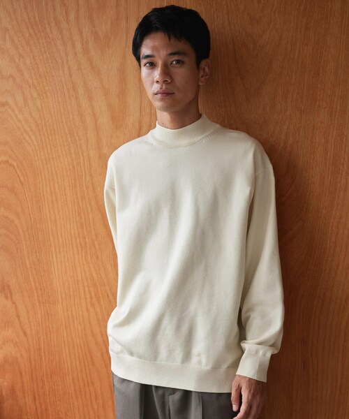 URBAN RESEARCH DOORS（アーバンリサーチドアーズ）の「『仁村紗和さん着用』『UR TECH 200日ニット』 モックネック（ニット/セーター・メンズ・OFF/APRICOT/C.NAVY/BLACK/BROWN・M/L/XL）」の7枚目の写真