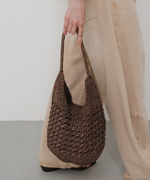 SENSE OF PLACE by URBAN RESEARCH(センスオブプレイスバイアーバンリサーチ)の「メタリックヤーンバッグ(かごバッグ・レディース・SILVER/NAVY/BROWN/MIX・One)」の6枚目の写真