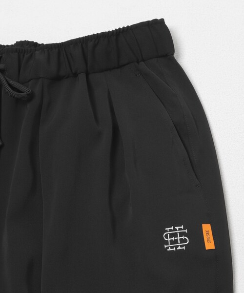 URBAN RESEARCH(アーバンリサーチ)の「SEE SEE INVERTED PLEATS PANTS(その他パンツ・メンズ・BROWN/CHARCOAL/BLACK/D NAVY・M/L/XL/XXL)」の7枚目の写真