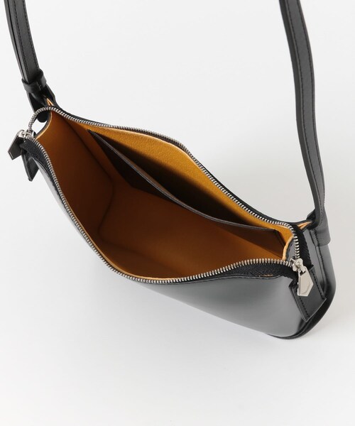 URBAN RESEARCH（アーバンリサーチ）の「PIENI　SHOULDER S（ショルダーバッグ・メンズ・HARMAA/MUSTA・-）」の8枚目の写真