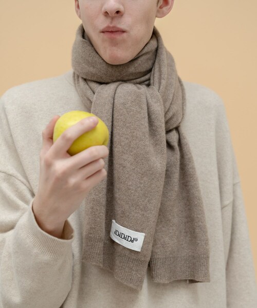 URBAN RESEARCH（アーバンリサーチ）の「dDdDdDd　CASHMERE MUFFLER（マフラー・メンズ・BEIGE/BLACK/GRAY/CHAMPAGNE・Free）」の3枚目の写真