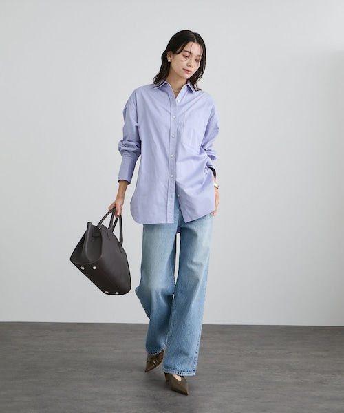 ADAM ET ROPE'(アダムエロペ)の「オーバーダイコットンサテンシャツ(シャツ/ブラウス・レディース・ホワイト/サックス・F)」の6枚目の写真