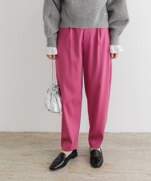URBAN RESEARCH ROSSO（アーバンリサーチロッソ）の「F by ROSSO　サテンストレッチカーブフォルムパンツ（その他パンツ・レディース・PINK/OFF WHITE・36/38）」の3枚目の写真