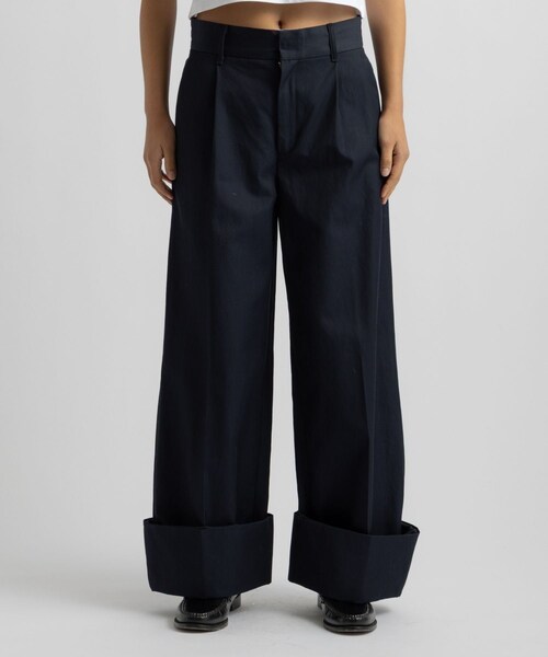Saturdays NYC(サタデーズ ニューヨークシティ )の「Kim Pleated Pants | WOMEN(その他パンツ・レディース・ベージュ/ネイビー・L/M/S)」の19枚目の写真