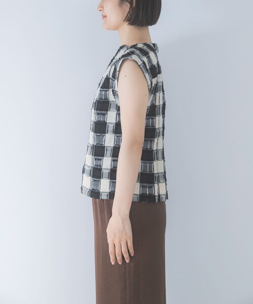 URBAN RESEARCH ROSSO（アーバンリサーチロッソ）の「チェックジャガードタックデザインブラウス（シャツ/ブラウス・レディース・BLACK・Free）」の12枚目の写真
