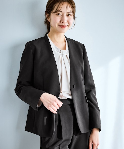 ROPE' PICNIC（ロペピクニック）の「360°ウルトラストレッチ ノーカラージャケット/UVカット・花粉ガード・入卒式・セットアップ対応（ノーカラージャケット・レディース・ブラック/グレー系/ベージュ系/ネイビー・L/M/S/XL/XS）」の10枚目の写真