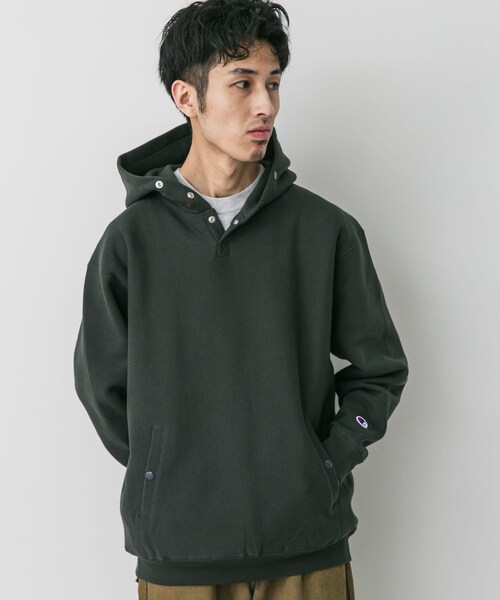 URBAN RESEARCH DOORS（アーバンリサーチドアーズ）の「『別注』Champion×DOORS　RW HALF SNAP PARKA（パーカー・メンズ・シルバーグレー/オフブラック/ブラック/ルビーレッド/ダークネイビー/ブルーグレー/ダークグリーン/クリームイエロー/オートミール/ワイン・M/L/XL）」の14枚目の写真