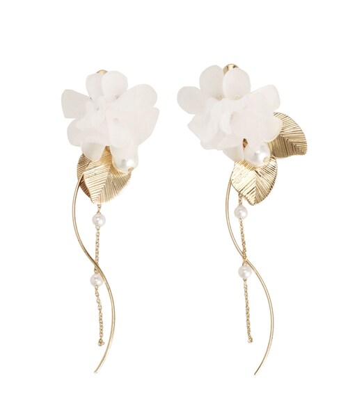 MERCURYDUO（マーキュリーデュオ）の「BIGフラワーモチーフパールチェーンイヤリング（イヤリング・レディース・シルバー/ゴールド・F）」の2枚目の写真