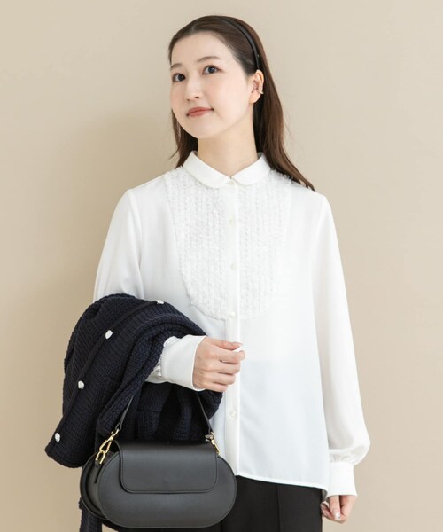 URBAN RESEARCH ROSSO（アーバンリサーチロッソ）の「『WEB/一部店舗限定』フロントレース切替ブラウス（シャツ/ブラウス・レディース・OFF/BLACK・Free）」の6枚目の写真