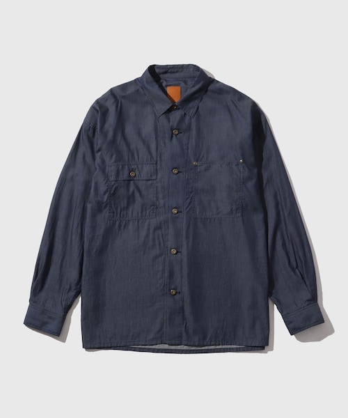 ADAM ET ROPE'（アダムエロペ）の「ライトオンスデニムシャツ ADAM ET ROPE' JEANS（シャツ/ブラウス・メンズ・ネイビー/ブルー系・L/M）」の2枚目の写真