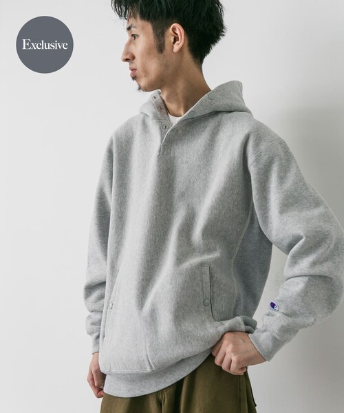 URBAN RESEARCH DOORS(アーバンリサーチドアーズ)の「『別注』Champion×DOORS RW HALF SNAP PARKA(パーカー・メンズ・シルバーグレー/オフブラック/ブラック/ルビーレッド/ダークネイビー/ブルーグレー/ダークグリーン/クリームイエロー/オートミール/ワイン・M/L/XL)」の5枚目の写真