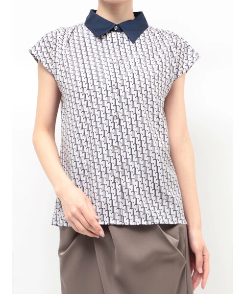 TONAL（トーナル）の「Tモノグラムクレリックフレンチシャツ（シャツ/ブラウス・レディース・アイボリー/ネイビー・M）」の6枚目の写真