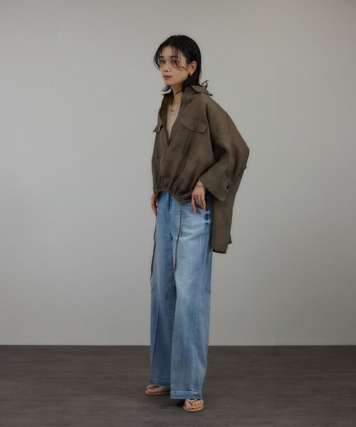 ADAM ET ROPE'（アダムエロペ）の「シアーリネンスキッパードルマンシャツ（シャツ/ブラウス・レディース・ブラック/ホワイト/ブラウン・F）」の7枚目の写真