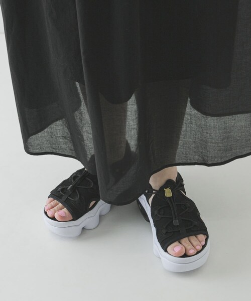 URBAN RESEARCH（アーバンリサーチ）の「NIKE　エア マックス ココ サンダル（サンダル・レディース・002 ブラック/003 ブラック・23/24/25）」の6枚目の写真