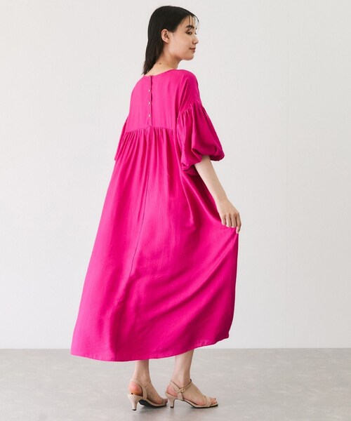 Jayro(ジャイロ)の「袖ボリュームワンピース(ワンピース・レディース・ブラック/ブルー/ピンク・F)」の18枚目の写真