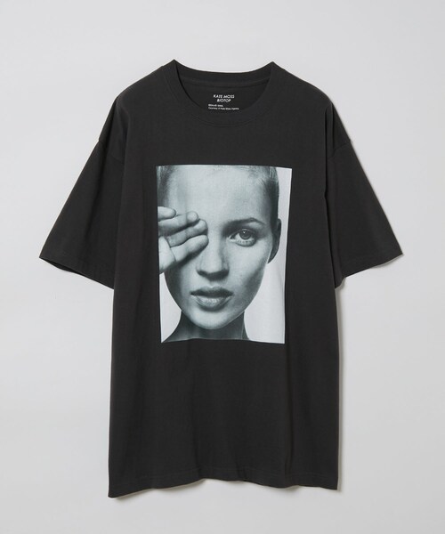 ADAM ET ROPE'（アダムエロペ）の「9/1(金)12:00〜 予約受付開始【KateMoss by David Sims】 Looks Can Kill T（Tシャツ/カットソー・レディース・ブラック/ホワイト・XL/L/M）」の12枚目の写真