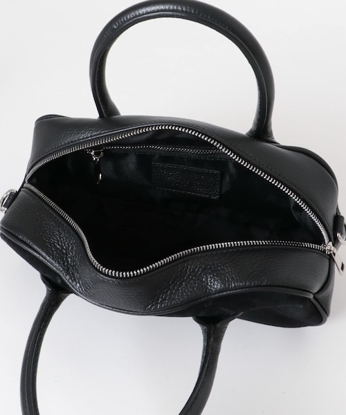 URBAN RESEARCH DOORS(アーバンリサーチドアーズ)の「MARCO BIANCHINI スウェードレザーラウンドバッグ(ショルダーバッグ・レディース・NERO/CUOIOSCURO・FREE)」の9枚目の写真