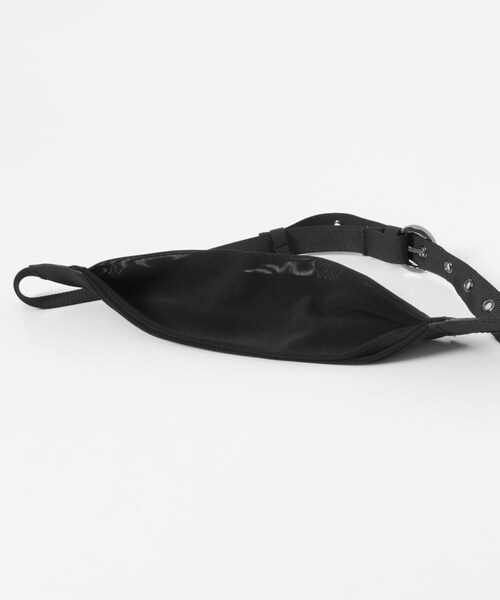 URBAN RESEARCH（アーバンリサーチ）の「Teya　ACTIVE BELT BAG（ボディバッグ/ウエストポーチ・レディース・BLACK・-）」の9枚目の写真