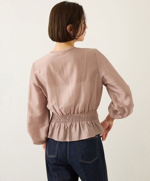 ROPE'（ロペ）の「カールマイヤーウエストタックペプラムブラウス/イージーケア（シャツ/ブラウス・レディース・ブルー系/ピンク系・36/38）」の6枚目の写真