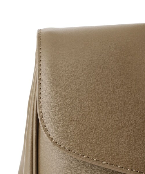 ADAM ET ROPE'（アダムエロペ）の「【PFT】Flap P Tote Bag（トートバッグ・レディース・ブラック/カーキ系・F）」の21枚目の写真