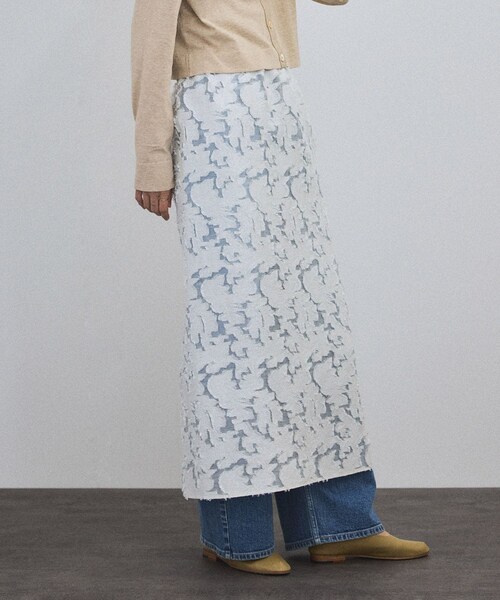 ADAM ET ROPE'（アダムエロペ）の「エルブジャガードスリットナロースカート（スカート・レディース・ブラック/ホワイト/ブラウン/イエロー・F）」の15枚目の写真