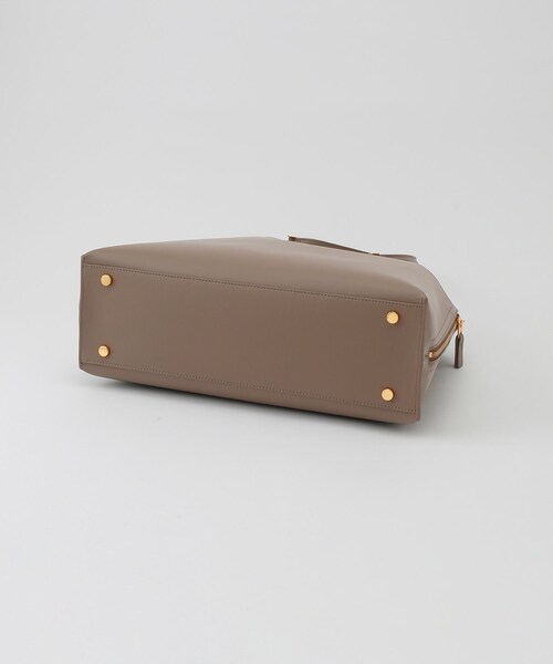 ROPE'（ロペ）の「【E'POR】【A4対応】Y BAG Medium+（トートバッグ・レディース・ブラック/ブラック系/ライトグレー/オフホワイト/ダークブラウン/ベージュ系/カーキ/ブラウン・F）」の17枚目の写真