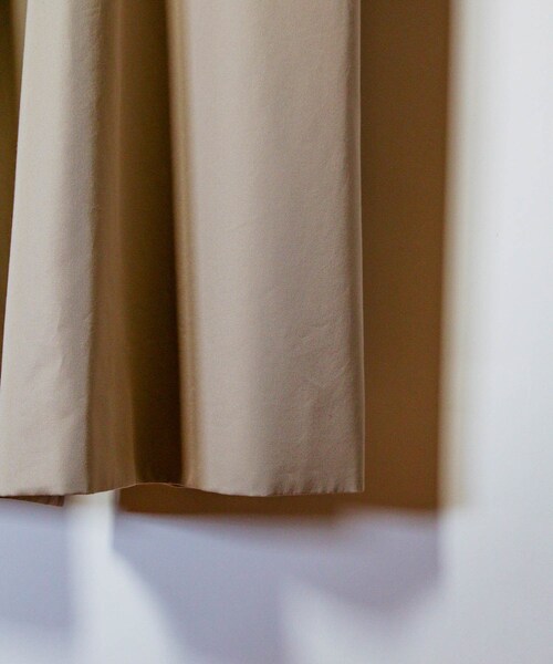 ADAM ET ROPE'（アダムエロペ）の「【blurhms】Gabardine Double Belt Trench Coat（トレンチコート・メンズ・ブラック/ベージュ・2/3）」の14枚目の写真