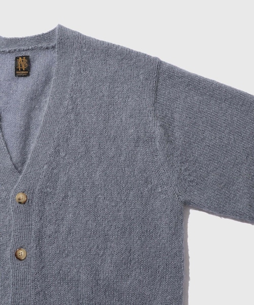 ADAM ET ROPE'（アダムエロペ）の「【BATONER/バトナー】PURE MOHAIR V CARDIGAN（カーディガン/ボレロ・メンズ・ブラック/グレー/パープル・2/3）」の9枚目の写真