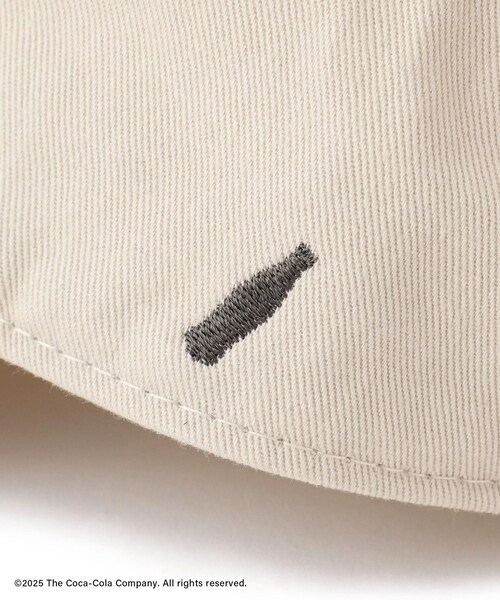 ADAM ET ROPE'(アダムエロペ)の「Coca-Colaエンブロイダリーキャップ(キャップ・レディース・チャコール/ベージュ・F)」の14枚目の写真