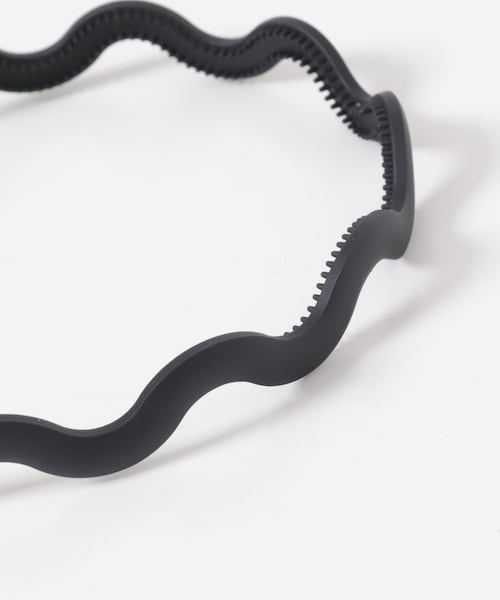 URBAN RESEARCH(アーバンリサーチ)の「decor『デコール』 SET WAVE HEADBAND(カチューシャ・レディース・BLACK・-)」の4枚目の写真