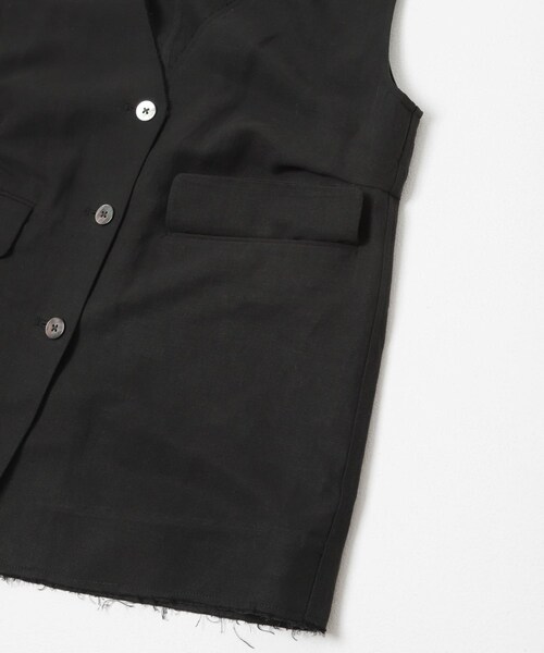 URBAN RESEARCH（アーバンリサーチ）の「new basic　SILK LINEN GILET（ベスト・レディース・WHITE/BLACK・Free）」の8枚目の写真