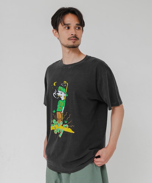 URBAN RESEARCH(アーバンリサーチ)の「URBAN RESEARCH iD GREEN DAY SHORT-SLEEVE T-SHIRTS(Tシャツ/カットソー・メンズ・スミクロ1/スミクロ2・M/L)」の2枚目の写真