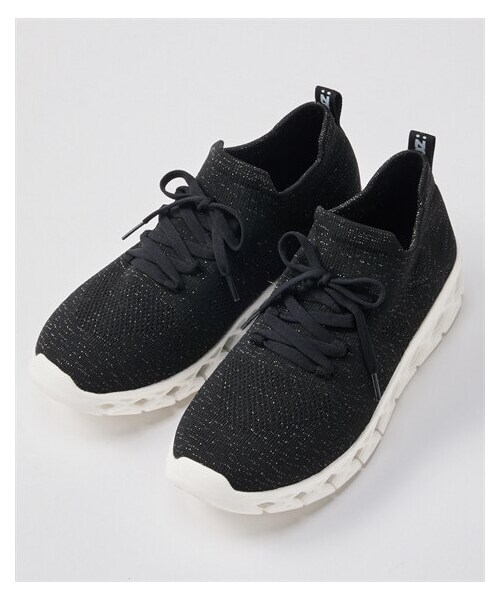 nissen（ニッセン）の「【ゆったり幅広】moz（モズ）超軽量やわらかニットレーススニーカー（ワイズ４Ｅ）（スニーカー・メンズ・黒/ホワイト/ピンクベージュ/グレー/黒×黒・M=23.0~23.5cm/4E/L=24.0~24.5cm/4E/LL=25.0~25.5cm/4E/3L=26.0~26.5cm/4E）」の8枚目の写真