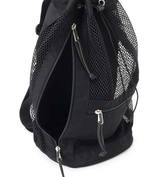 ADAM ET ROPE'（アダムエロペ）の「【AURALEE/オーラリー】MESH SMALL BACKPACK MADE BY AETA（バックパック/リュック・メンズ・ブラック/ベージュ・F）」の9枚目の写真