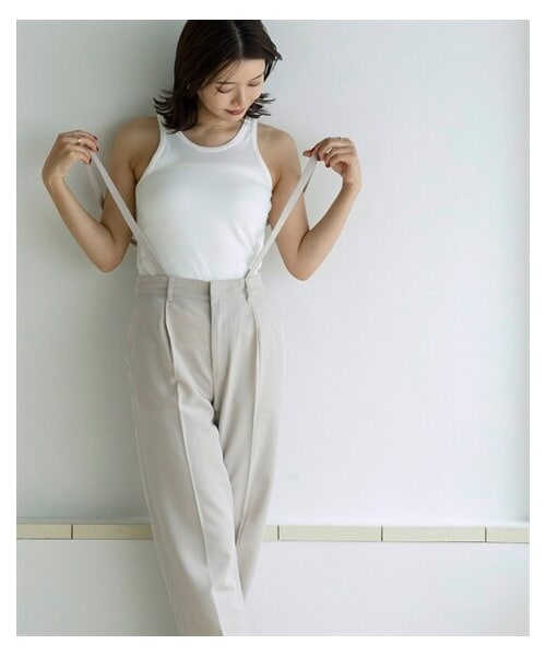 nissen（ニッセン）の「【sail】サスペンダー付きテーパードパンツ（セットアップ対応）　小さいサイズ（パンツ・レディース・ベージュ/ネイビー・PSS/PS）」の2枚目の写真