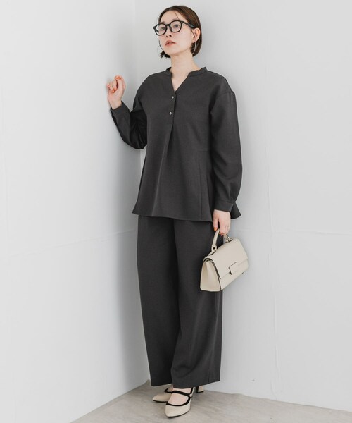 URBAN RESEARCH ROSSO（アーバンリサーチロッソ）の「『UR TECH SMOOTHLUXE』F by ROSSO　サイドペプラムブラウス（シャツ/ブラウス・レディース・BEIGE/C/GRAY/BLACK・Free）」の19枚目の写真