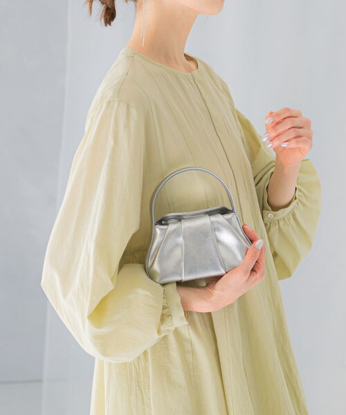 URBAN RESEARCH ROSSO（アーバンリサーチロッソ）の「LUMEN　FANTINE PETIT BAG（ハンドバッグ・レディース・sunlit yel/mistywhite/softblack/hazysilver・-）」の4枚目の写真