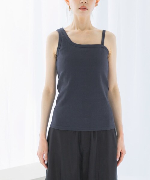 URBAN RESEARCH ROSSO（アーバンリサーチロッソ）の「抗菌防臭カップ付デザインタンクトップ（タンクトップ・レディース・off/greige/charcoal・FREE）」の13枚目の写真