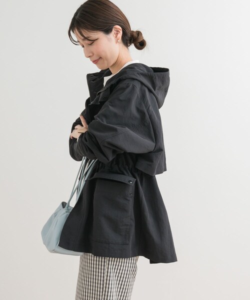 URBAN RESEARCH DOORS(アーバンリサーチドアーズ)の「ナイロンマウンテンパーカー(マウンテンパーカー・レディース・L.BEIGE/L.BLUE/BLACK・M)」の8枚目の写真