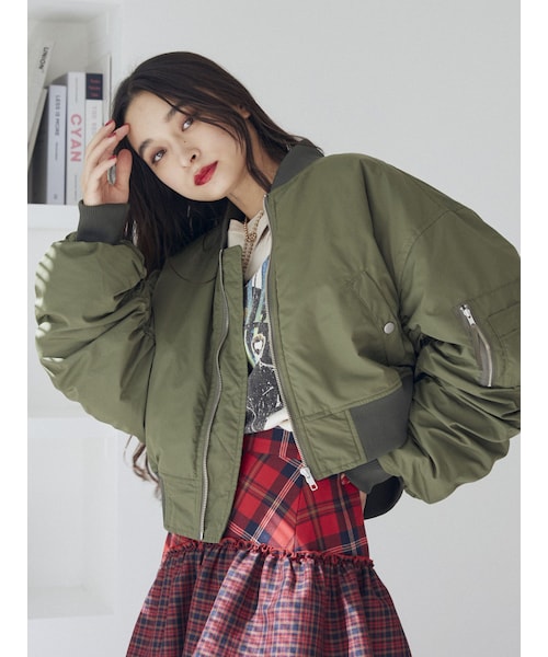 jouetie（ジュエティ）の「ショートMA-1（MA-1・レディース・アイボリー/ブラック/カーキ・M）」の3枚目の写真