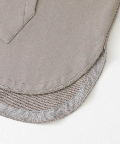 EKAL（エカル）の「EKAL　レイクショアキーネックフーディー（パーカー・レディース・カーキ/ベージュ/チャコール・FREE）」の22枚目の写真