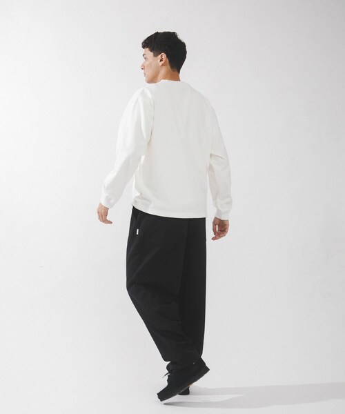 URBAN RESEARCH Sonny Label（アーバンリサーチサニーレーベル）の「『別注』RUSSELL ATHLETIC×SonnyLabel　プリントヘビージャージーロングTシャツ（Tシャツ/カットソー・メンズ・ホワイト/アッシュグレー/チャコール・M/L）」の12枚目の写真