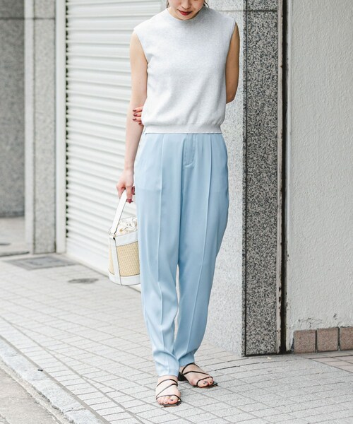 URBAN RESEARCH ROSSO（アーバンリサーチロッソ）の「F by ROSSO　サテンテーパードカラーパンツ（その他パンツ・レディース・BLUE/YELLOW・36/38）」の6枚目の写真