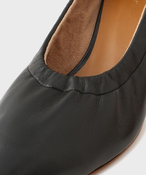ROPE'（ロペ）の「【L’unique et moi（リュニック エ モア）】AliceII｜ギャザーパンプス（パンプス・レディース・ブラック/ベージュ・23.0/23.5/24.0/24.5/25.0）」の19枚目の写真