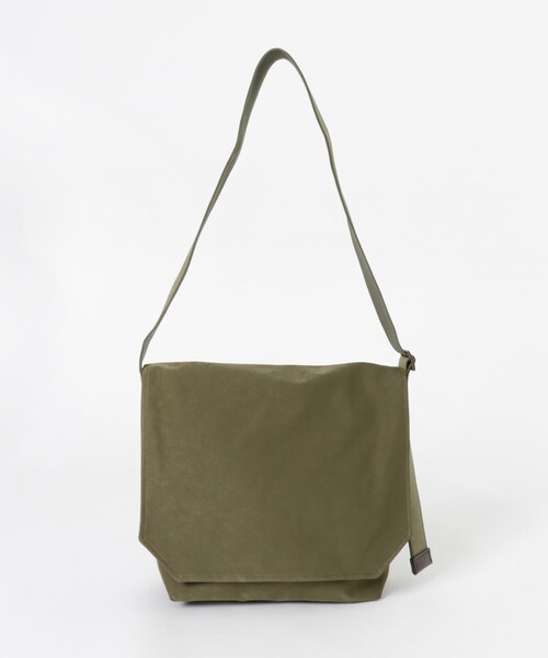 URBAN RESEARCH(アーバンリサーチ)の「Hender Scheme FLAP SHOULDER SMALL(ショルダーバッグ・メンズ・Black/Beige/Khaki・Free)」の12枚目の写真
