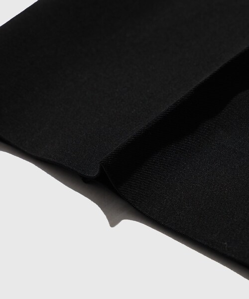 ADAM ET ROPE'（アダムエロペ）の「【AURALEE/オーラリー】LIGHT WOOL MAX GABARDINE TWO-TUCK SLACKS（スラックス・メンズ・ブラック/ダークブラウン・3/4/5）」の21枚目の写真