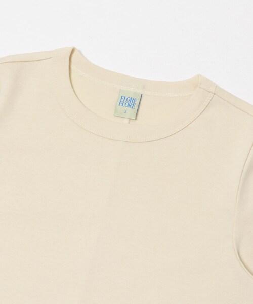 URBAN RESEARCH(アーバンリサーチ)の「FLORE FLORE CAR T-SHIRTS(Tシャツ/カットソー・レディース・WHITE/BLACK/OFF WHITE/EVERGREEN/STRAW/MULBERRY・S)」の19枚目の写真