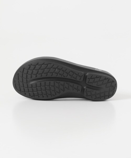 URBAN RESEARCH DOORS（アーバンリサーチドアーズ）の「OOFOS　OOLALA（サンダル・レディース・BLACK/MINT/PRIMROSE・6/7/8）」の8枚目の写真