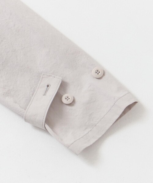 URBAN RESEARCH DOORS（アーバンリサーチドアーズ）の「塩縮コットンステンカラーコート（ステンカラーコート・レディース・LIGHT GRAY/BEIGE・M）」の18枚目の写真