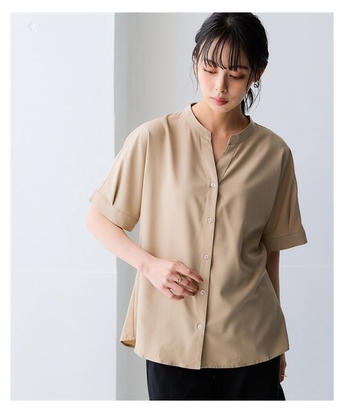 nissen（ニッセン）の「さらりとろけるスキッパーブラウス（防しわ・吸汗速乾）＜大きいサイズ有＞（シャツ/ブラウス・レディース・ブルー/ベージュ/オフホワイト/チャコール/ダークカーキ・S/M/L/LL/3L/4L/5L/6L/8L/10L）」の9枚目の写真